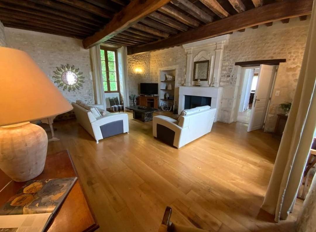 French Farmhouse Retreat With Pool & Superb Views. Blanzac  Bagian luar foto