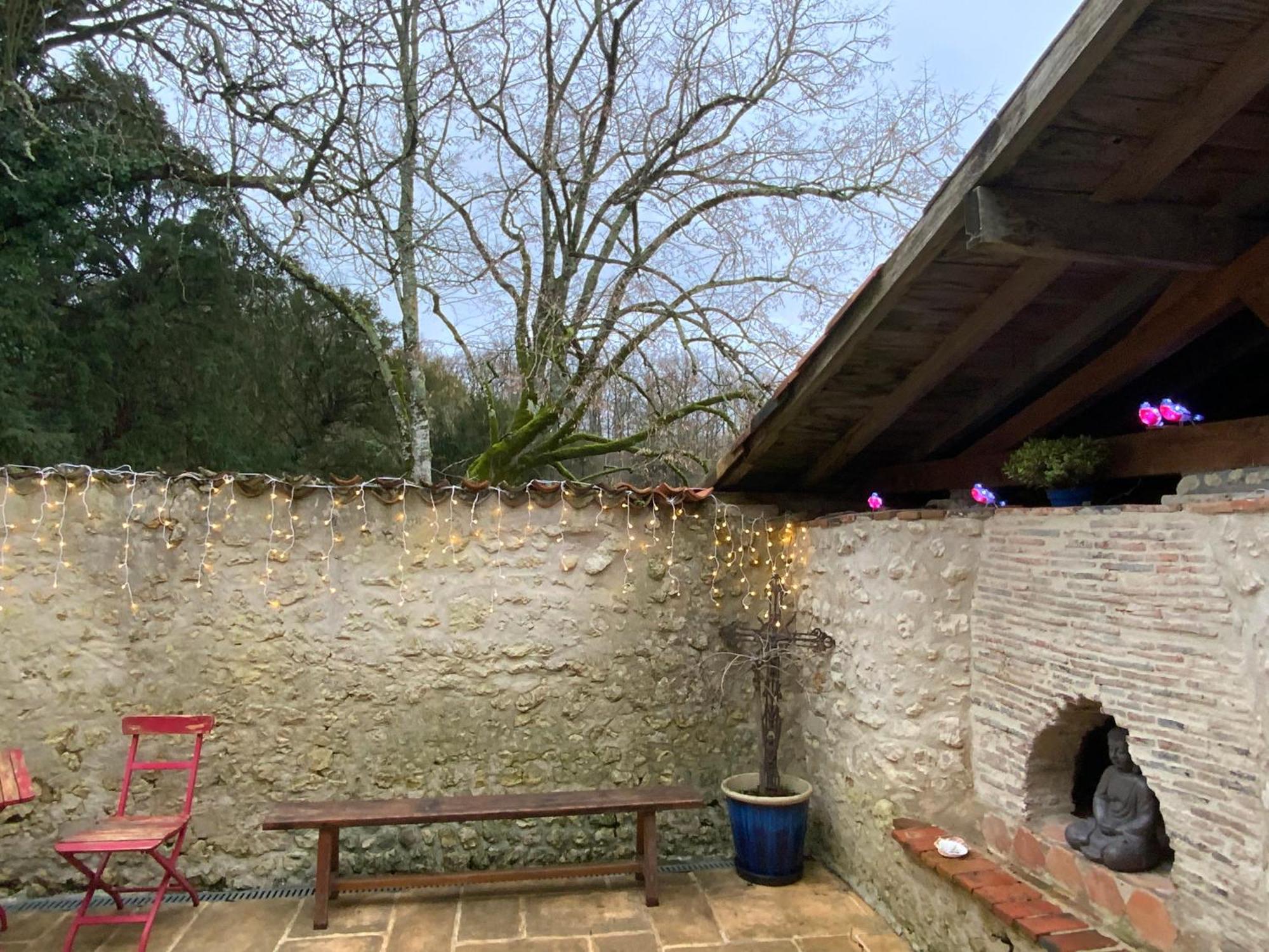 French Farmhouse Retreat With Pool & Superb Views. Blanzac  Bagian luar foto